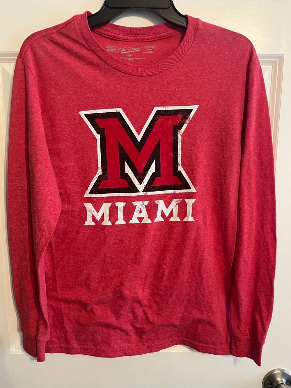 Miami Graphic Long-Sleeve Tee in Red